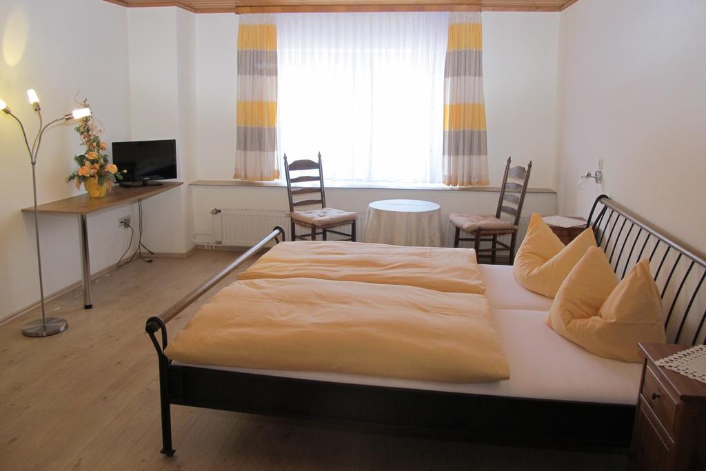 Hotel Garni Hauth Bernkastel-Kues Esterno foto
